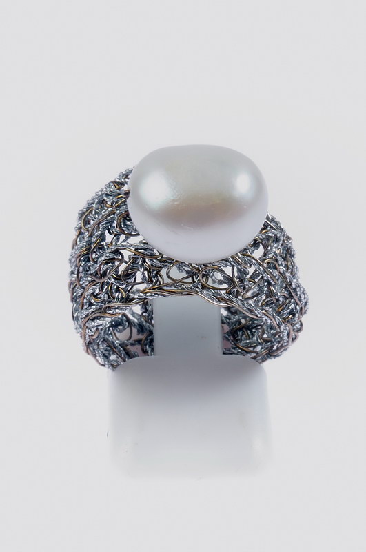 Crochet Ring Silver and Silk Threads with Natural Pearls